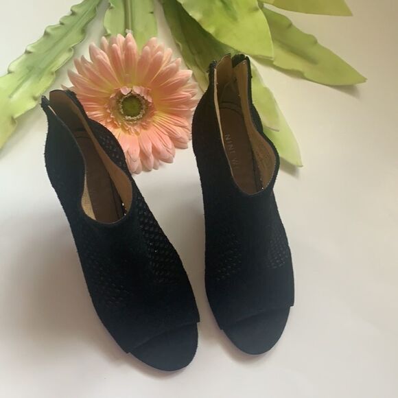 💥NINE West Gesture Open Toe Mesh Ankle Booties💥 - Picture 4 of 10